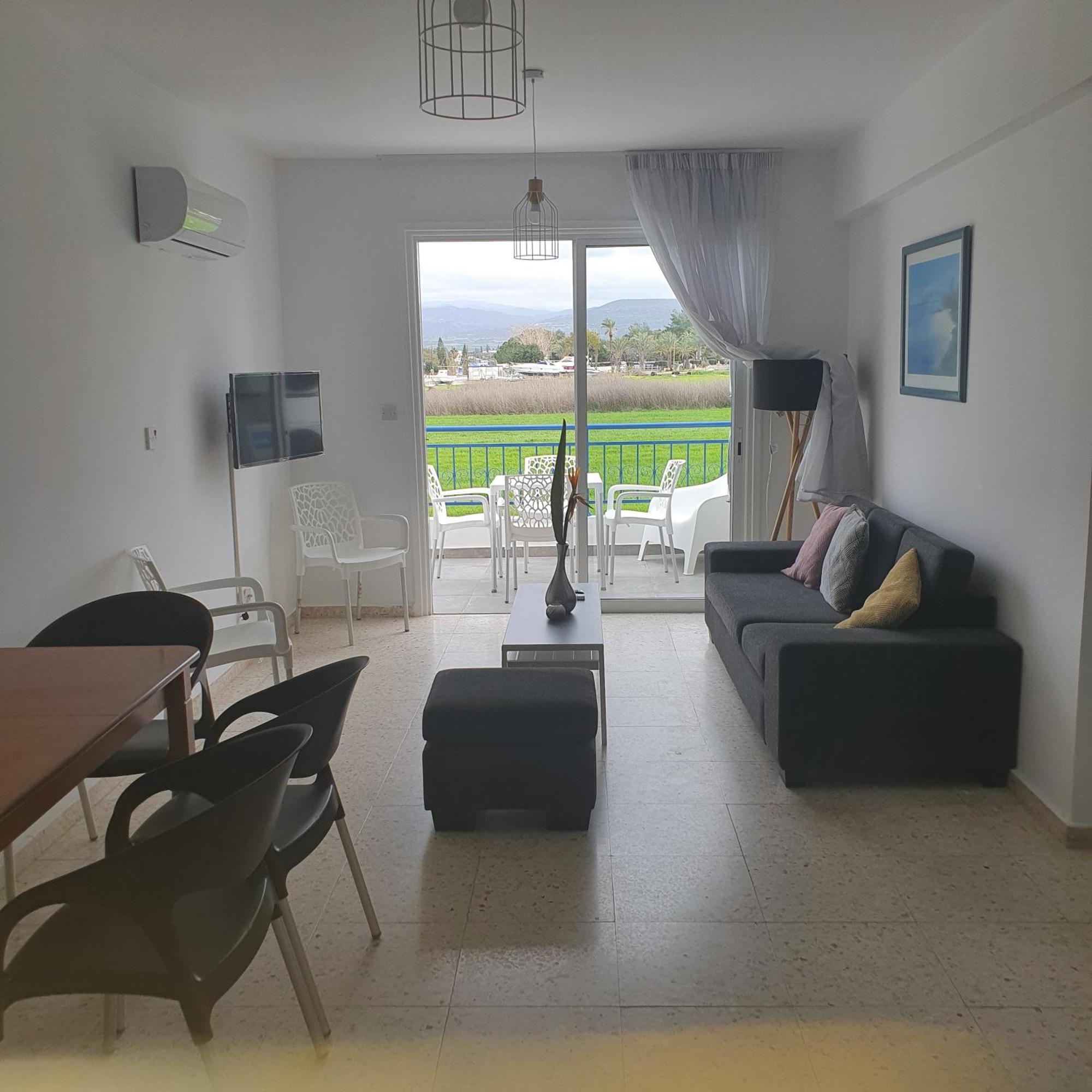 G&E Harbour Apartments Lachi Buitenkant foto