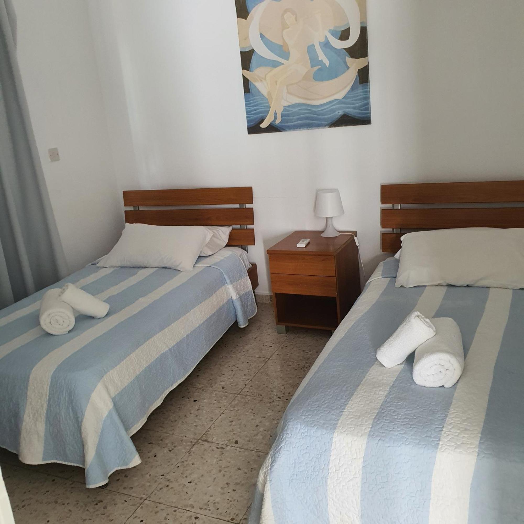 G&E Harbour Apartments Lachi Buitenkant foto