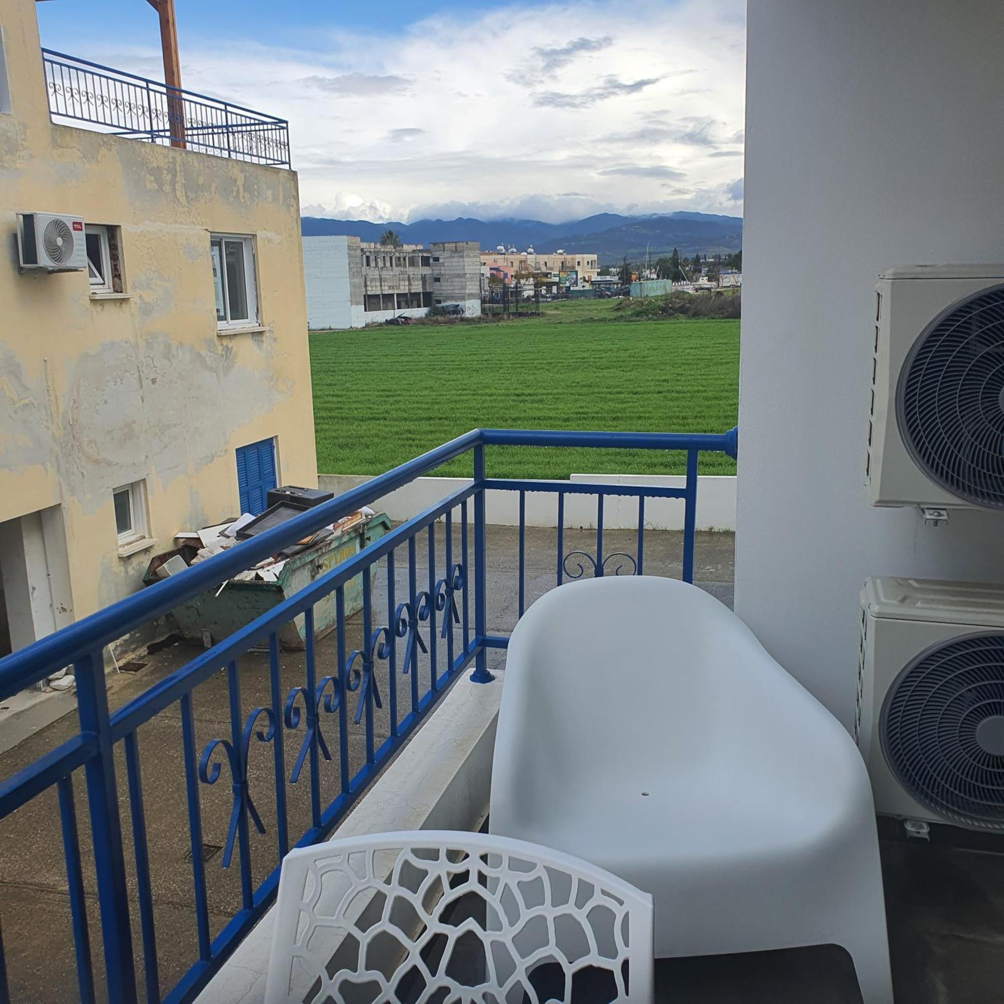 G&E Harbour Apartments Lachi Buitenkant foto